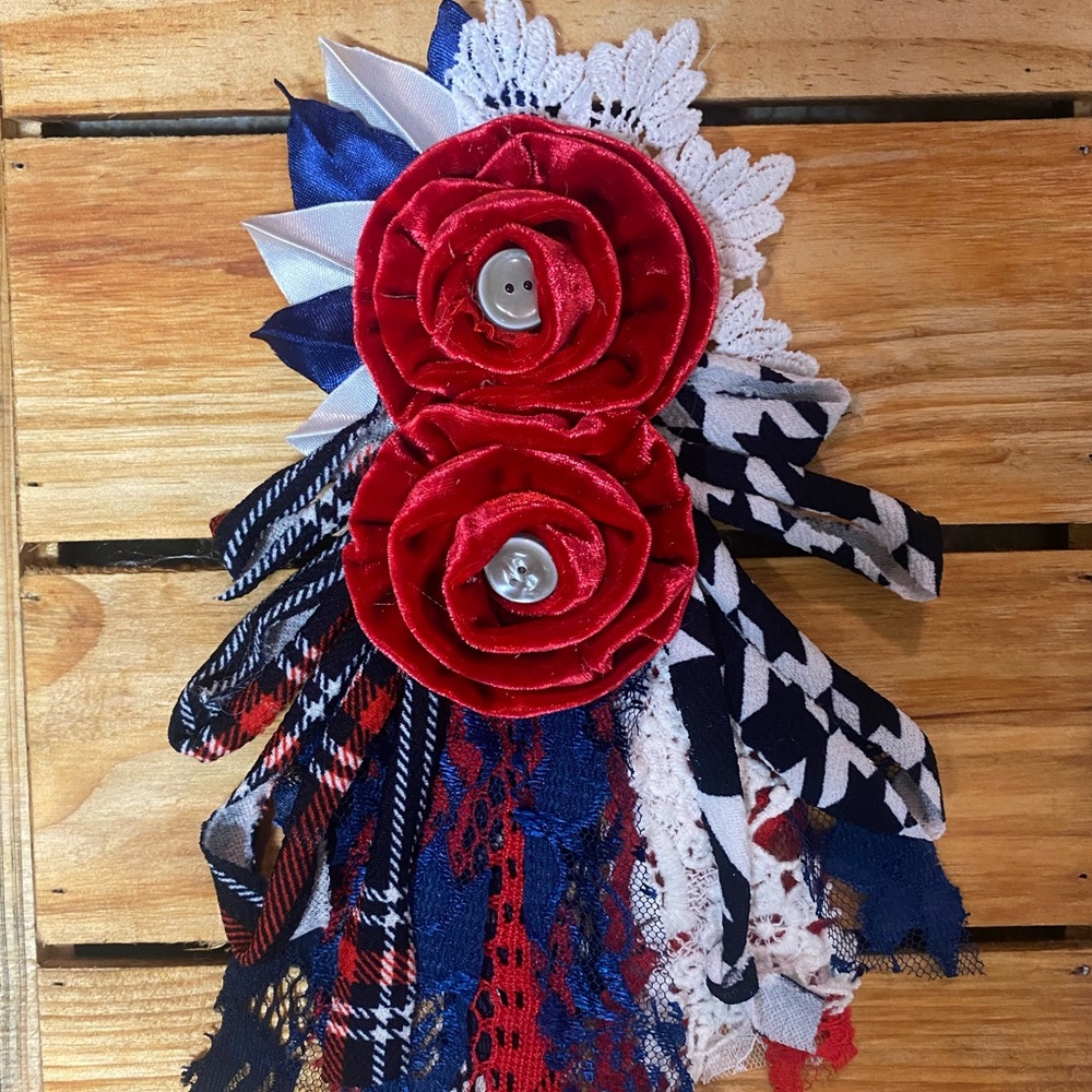 Hand made flower pin